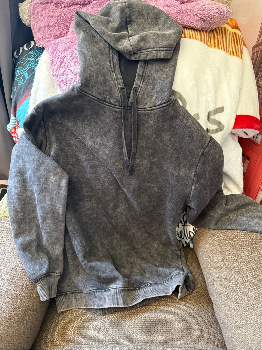Hot Topic Black Washed Pullover Hoodie
